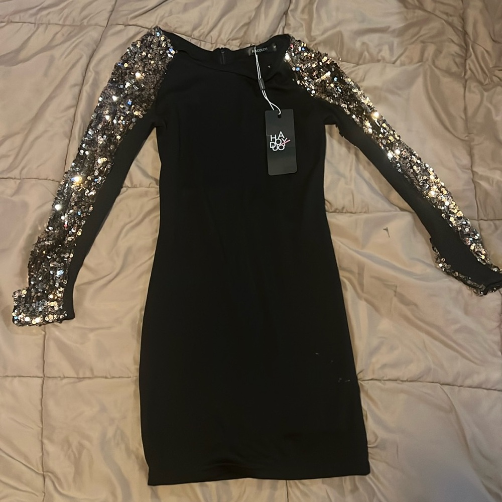 Haoduoyi, black , small , NWT